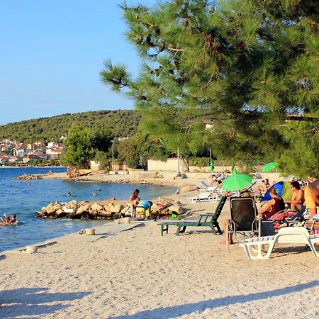 Apartments By The Sea Trogir - 11895 Exteriör bild